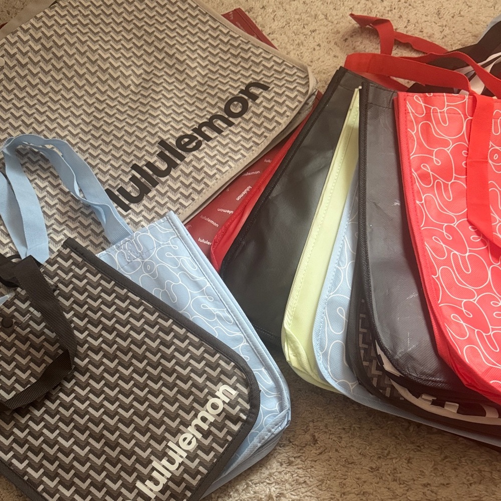 LULULEMON REUSABLE SHOPPING TOTE BAGS - ASSORTED SET